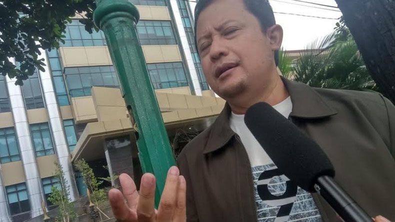 Tolak Rencana Dwi Fungsi TNI, Aliansi Dosen Desak Pembebasan Robet