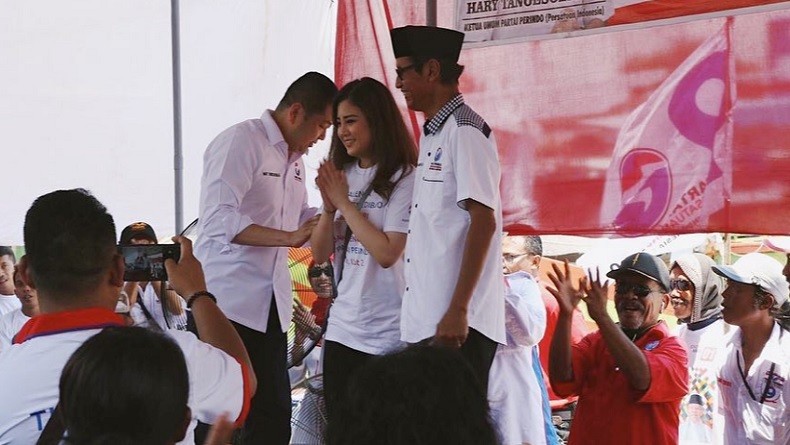 Valencia Tanoesoedibjo: Ayo Muda Mudi, Berjuang untuk Negara Kita