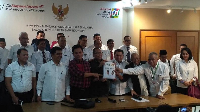 Tim Hukum Jokowi Sore Ini Serahkan Dokumen Jawaban Sengketa Hasil Pilpres ke MK