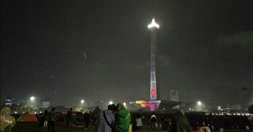 Keseruan Tahun Baru 2020 di Monas, Tetap Meriah Tanpa Kembang Api