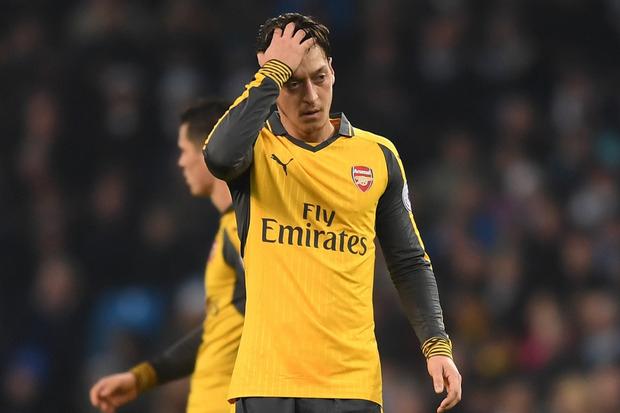 Arteta Masih Percaya Penuh pada Mesut Ozil