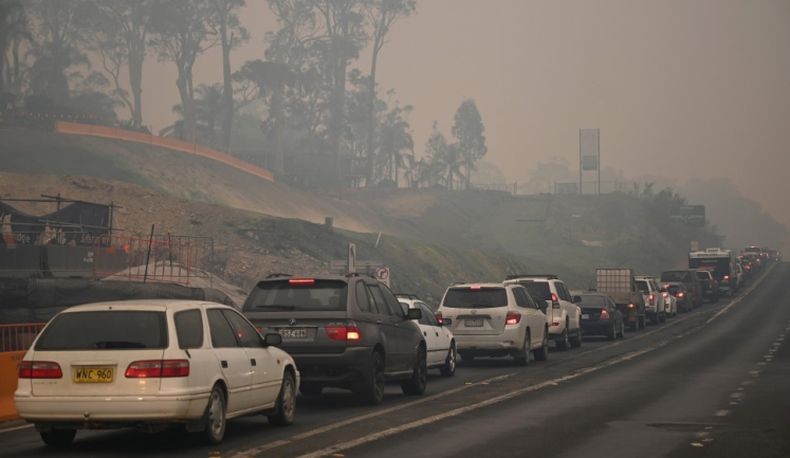 Kebakaran Semakin Dahsyat, Australia Perintahkan Evakuasi Ribuan Turis dan Warga