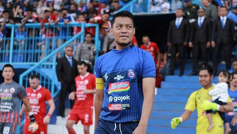 Tinggalkan Arema, Hamka Hamzah Gabung Persita Tangerang