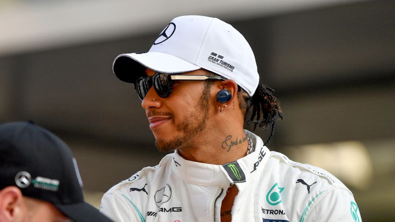 Lewis Hamilton Isolasi Diri usai Kontak dengan Pasien Positif Korona