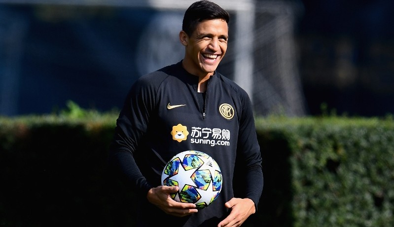 Patung Alexis Sanchez Dirusak, Bagian Wajah Hancur Berantakan