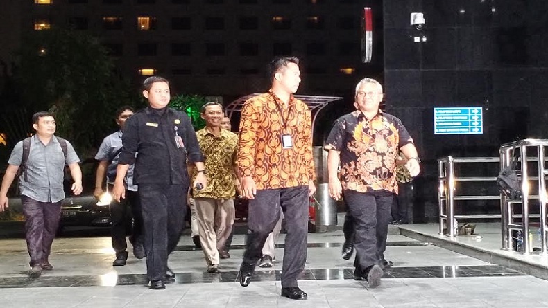 Wahyu Setiawan Kena OTT, Komisioner KPU Datangi KPK