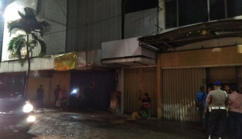Toko Olahraga di Pasar Baru Terbakar, Aktivitas Perdagangan Sempat Terhenti