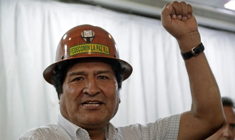 Mantan Presiden Bolivia Morales Bentuk Milisi Bersenjata untuk Lawan Pemerintahan Baru