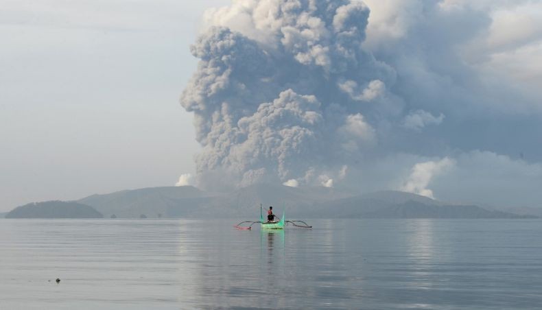 Letusan Gunung Taal di Filipina Berpotensi Timbulkan Tsunami