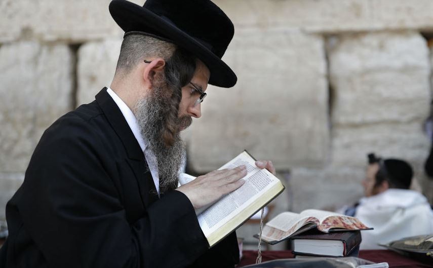 Sekap Perempuan dan Anak-Anak Seperti Budak, Rabi Yahudi Ditangkap di Israel