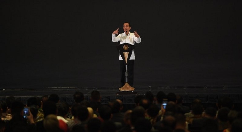 Jokowi Sebut Sandiaga Uno Kandidat Capres 2024 saat Hadiri Pelantikan PP HIPMI