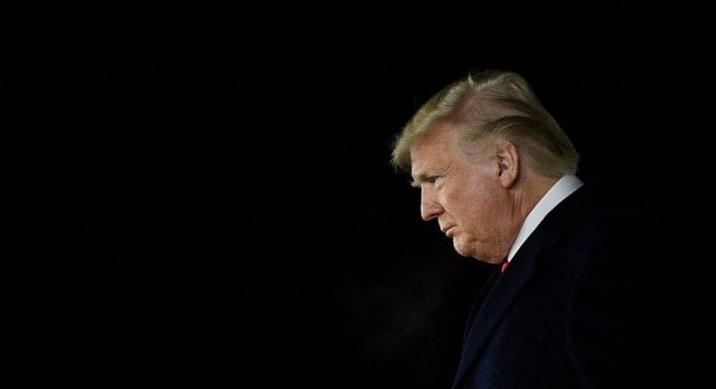 Khawatir Ganggu Perdagangan, Trump Tangguhkan Sanksi Pejabat China terkait Muslim Uighur