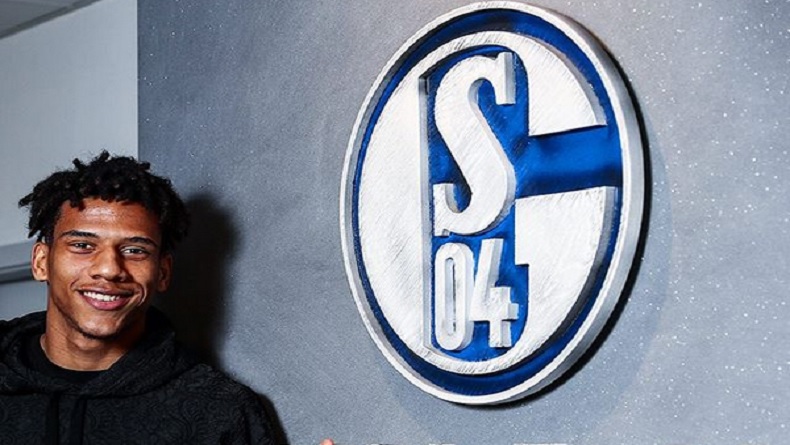 Barcelona Pinjamkan Todibo ke Schalke, AC Milan Gigit Jari