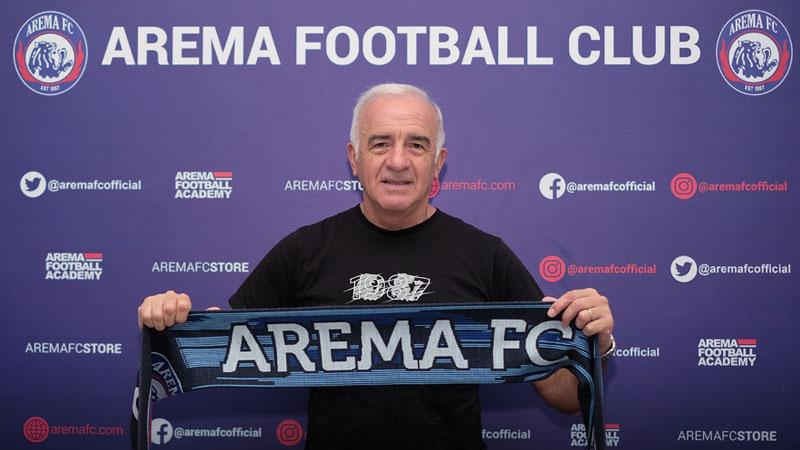 Mario Gomez dan Oh In-kyun Resmi Diperkenalkan Arema