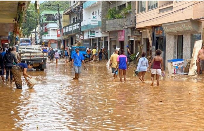 Badai Dahsyat dan Banjir Terjang Brasil, Tewaskan 30 Orang