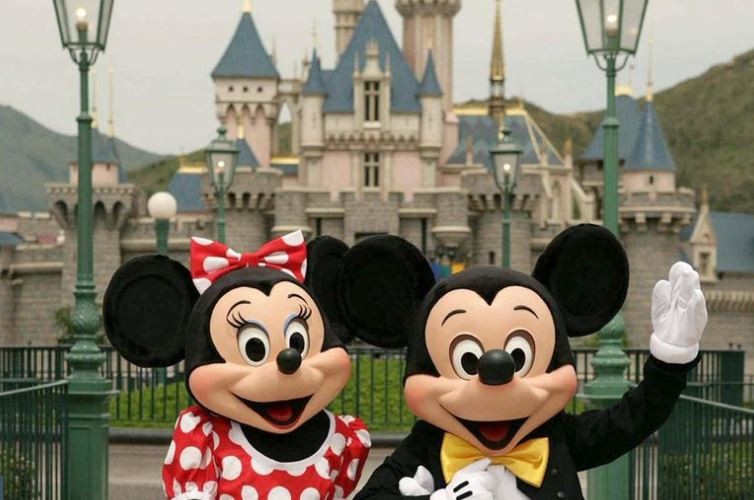 Virus Korona Terus Menyebar, Disneyland Hong Kong Ditutup