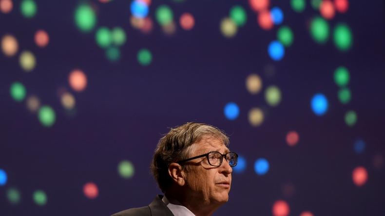 Vaksin Corona yang Didanai Bill Gates Tersedia Paling Cepat 2021
