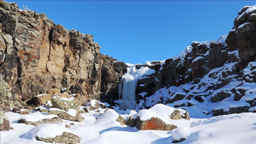 Memukau, Air Terjun 'Membeku' Toklu di Turki yang Jadi Surga Tersembunyi
