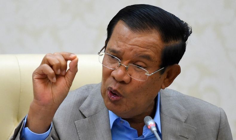 PM Kamboja Hun Sen Akan Kunjungi Warganya di Wuhan untuk Jawab Tantangan Pengkritik