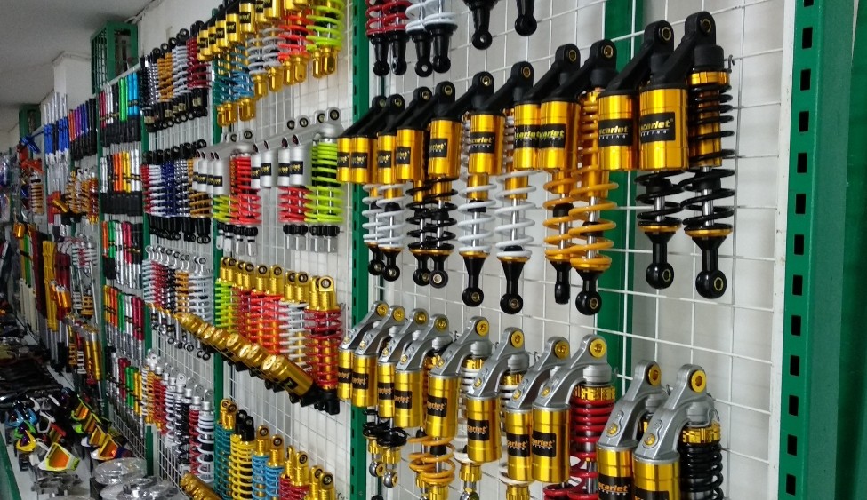 Pasang Shockbreaker Pakai Tabung Bawah atau Atas, Mana yang Lebih Baik?