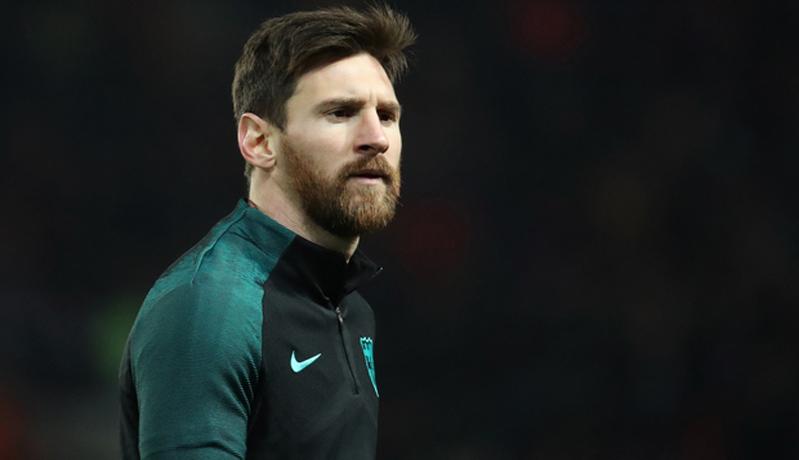 Lionel Messi Balas Kritikan Abidal, Barcelona Semakin Memanas