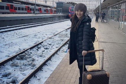 Ayu Ting Ting Dilamar Vicky Prasetyo, Umi Kalsum Ungkap Kriteria Calon Menantu Idaman