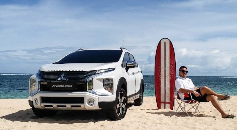 Tips Berkendara di Pantai, Perhatikan Ini Agar Mobil Tak Terhisap Pasir