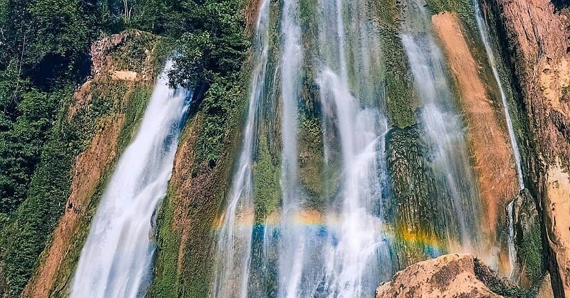 Mengintip Keindahan Curug Cikaso di Sukabumi, Terlihat Eksotis saat Ada Pelangi