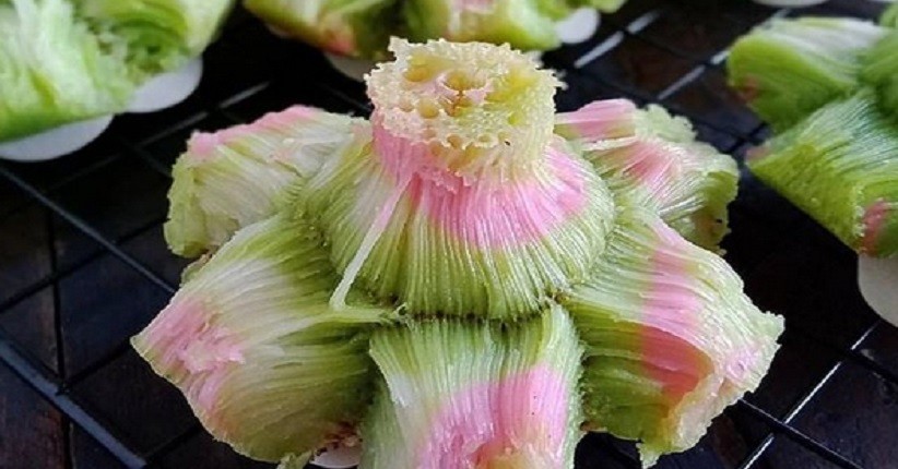 Mencicipi Kue Carabikang Mawar, Jajanan Pasar Khas Semarang Rasanya Manis