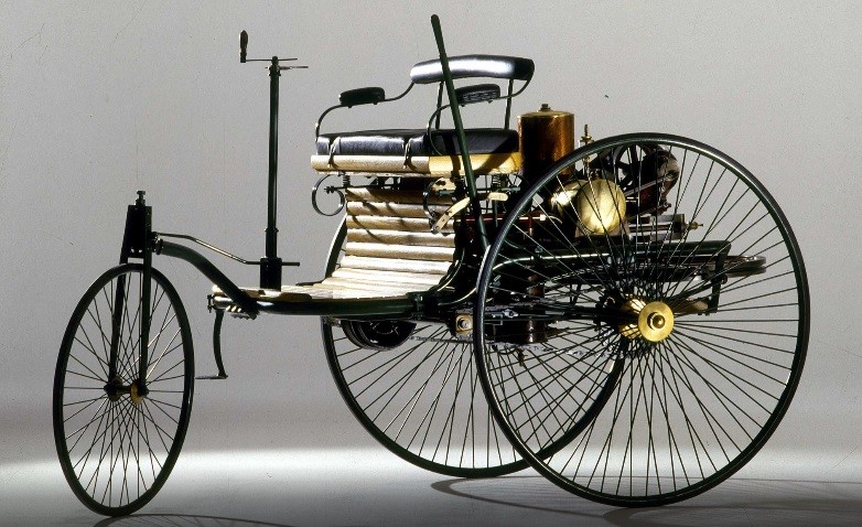 Mobil Pertama Mercedes-Benz Hadir di Museum Nasional Indonesia