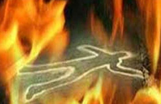 Heboh Pria Nekat Bakar Diri di Senen Jakpus, Diduga Gangguan Jiwa