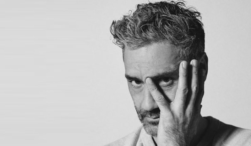 Pemenang Oscar Taika Waititi Keluhkan Keyboard Apple