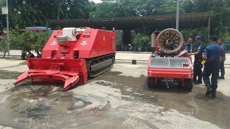Keunggulan Robot Damkar Pemprov DKI Tahan Ledakan dan Mampu Pindahkan Material 8 Ton