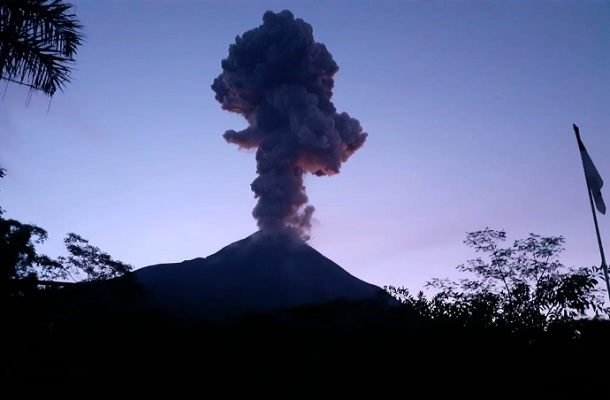 Gunung Merapi Erupsi, Kemenhub Pastikan Tak Pengaruhi Penerbangan