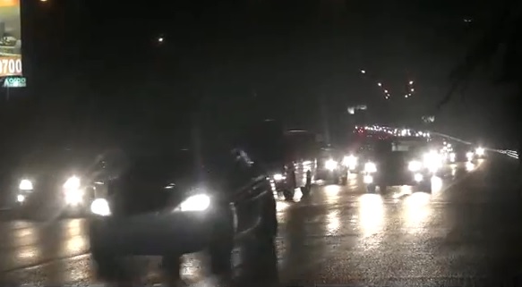Pinggir Tol Cipularang Longsor, Arus Lalin Bandung ke Jakarta Macet