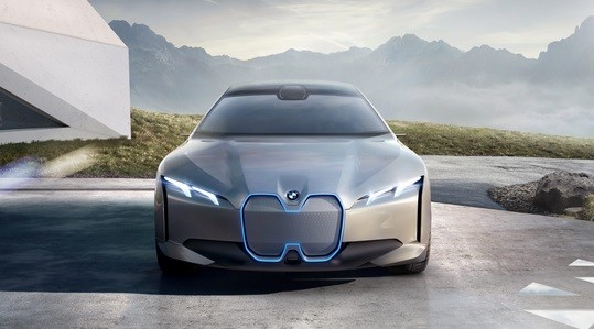 BMW Siap Boyong Deretan Mobil Listrik Jelang Balapan Formula E di Jakarta