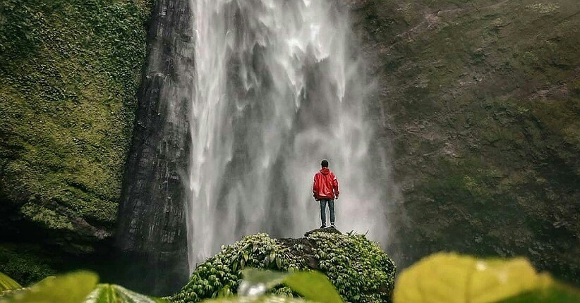 Indahnya Air Terjun Kabut Pelangi, Tersembunyi di Lereng Gunung Semeru