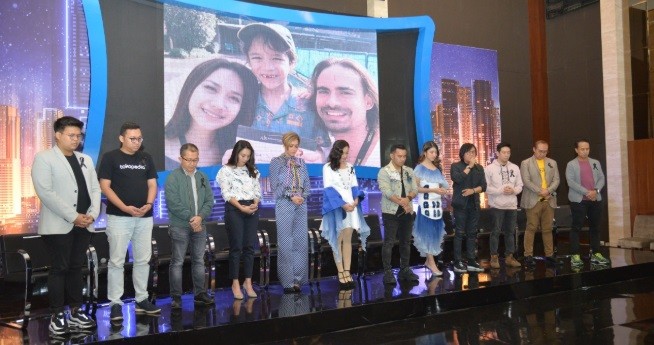 Keluarga Besar Indonesian Idol Pakai Pita Hitam untuk Hormati Kepergian Suami BCL