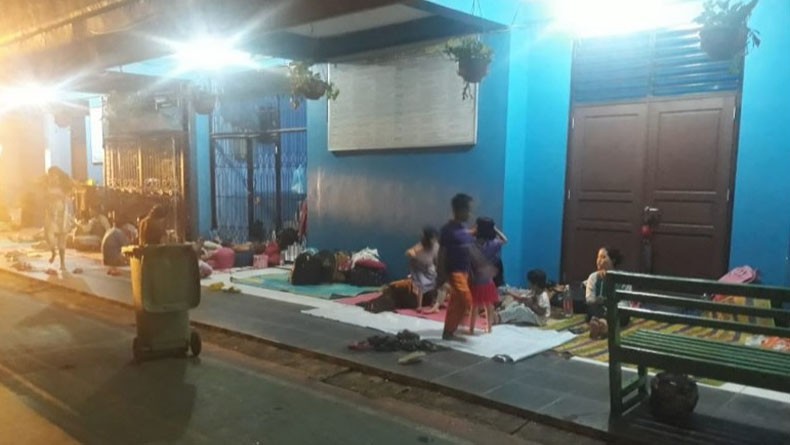 487 Korban Banjir di Kebon Pala Mengungsi Tempati 4 Posko Darurat