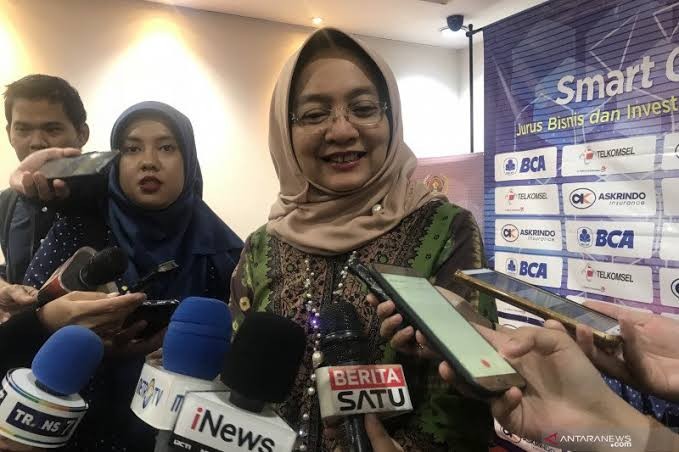Jokowi Angkat Lana Soelistianingsih sebagai Kepala Eksekutif LPS
