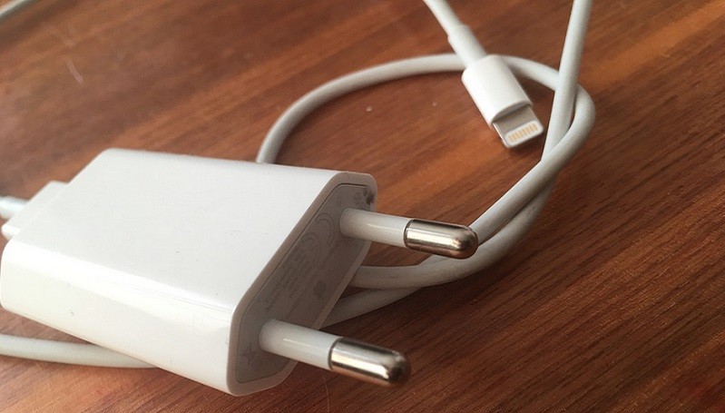 Apple Diprediksi Keluarkan Charger Jenis Baru Tahun Ini