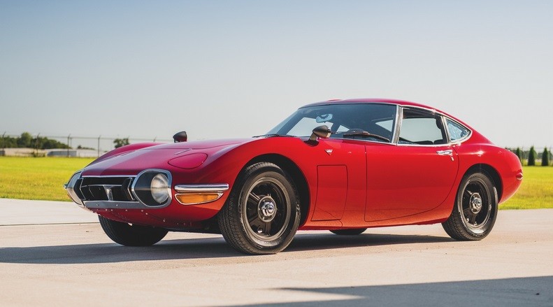 Mobil Sport Langka Toyota 2000GT 1967 Siap Dilelang