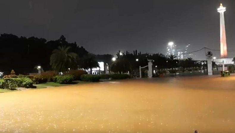 Hujan Deras, Depan Istana dan Jalan Thamrin Sempat Tergenang Minggu Dini Hari