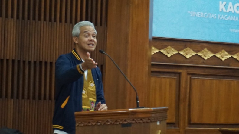 Ganjar Pranowo Bereaksi Soal Iuran BPJS Kesehatan Batal Naik