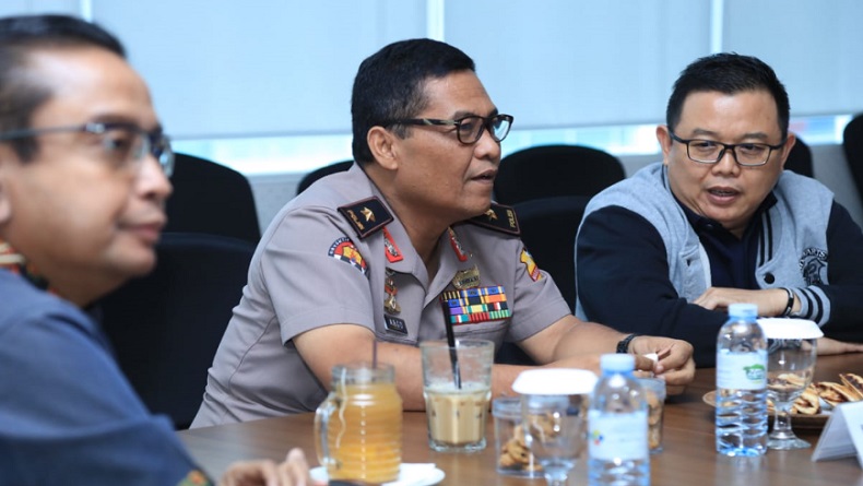 Sosialisasi Physical Distancing, Polri: Sesuai Kultur dan Adat Istiadat