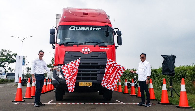 Gelar Kompetisi Berkendara Cerdas, UD Trucks Boyong Pemenang Tanding di Jepang