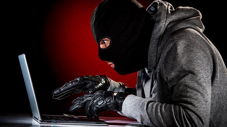 Situs Diretas, 2 Media Lapor ke Polisi