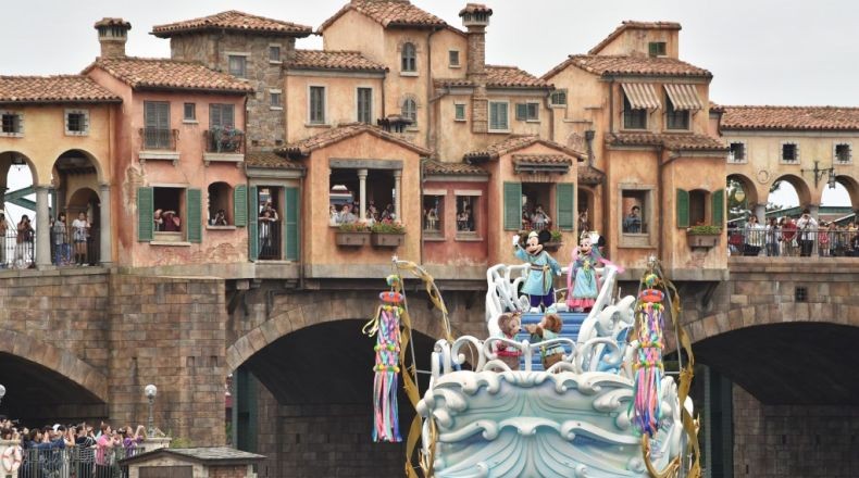 Disneyland dan DisneySea Tokyo Ditutup Terkait Virus Korona