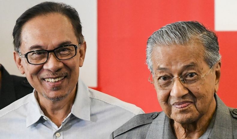 Mahathir Mohamad dan Anwar Ibrahim Tidak Mengakui Pemerintahan Malaysia Saat Ini