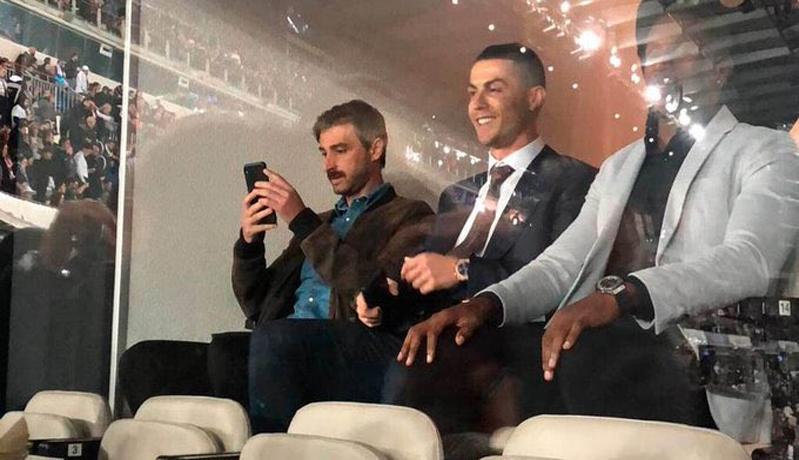 Ronaldo Datang ke Stadion Saksikan Kemenangan Real Madrid atas Barcelona